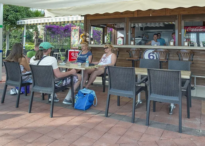 Hotel apartamentowy Riviera 4*