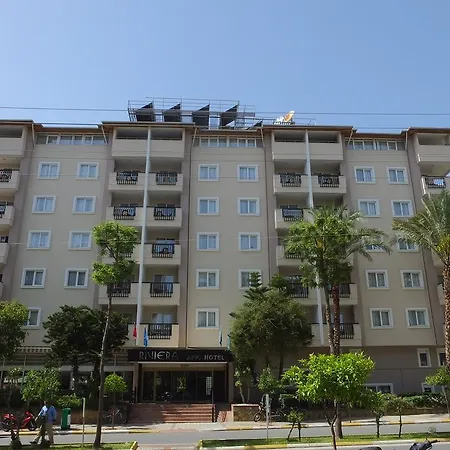 Riviera شقة فندقية
