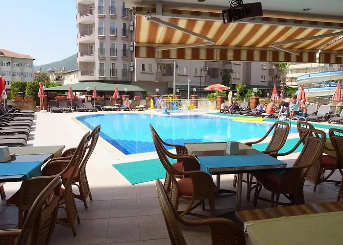 Riviera Aparthotel 4*
